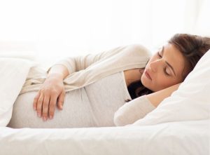 خوابیدن در سه ماه اول بارداری