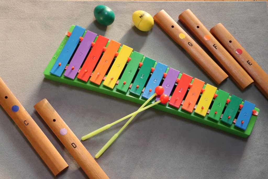 بهترین سازها برای کودکان زیر 9 سال