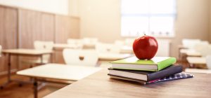 یان وعده و خوراکی کودک در مدرسه