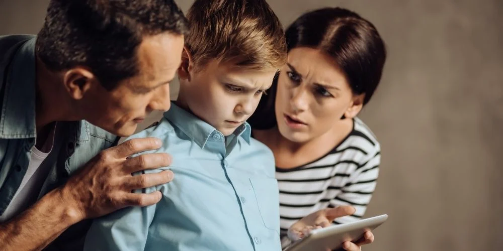 6 پیامد منفی سخت گیری و اقتدار در والدین