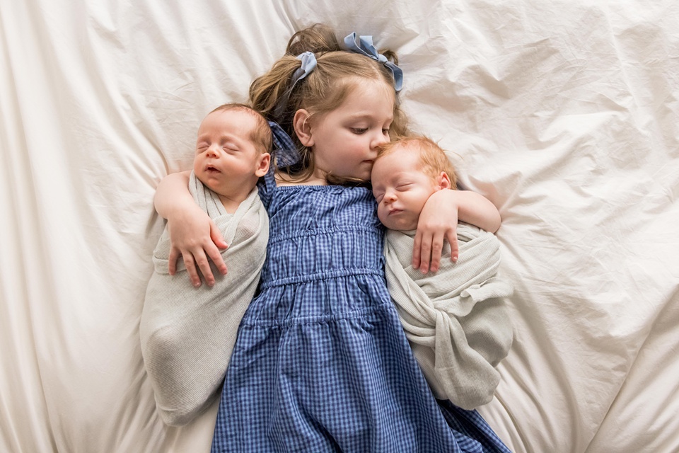 ۷ نکته مهم توجه و رسیدگی به فرزند اول هنگام تولد بچه دوم