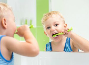 راهکارهای جلوگیری از آسیب‌ های دندانی در کودکان