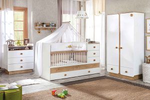 انواع تخت نوزاد و نوجوان