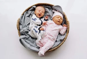 سیسمونی نوزاد دوقلوی دختر و پسر