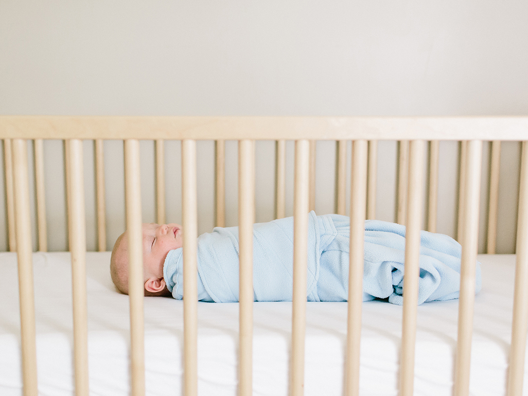 تخت ایمن نوزاد