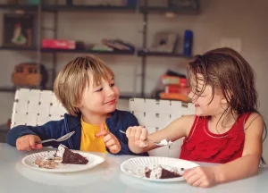 چگونه کودک با ادبی داشته باشیم؟ +10 راه موثر