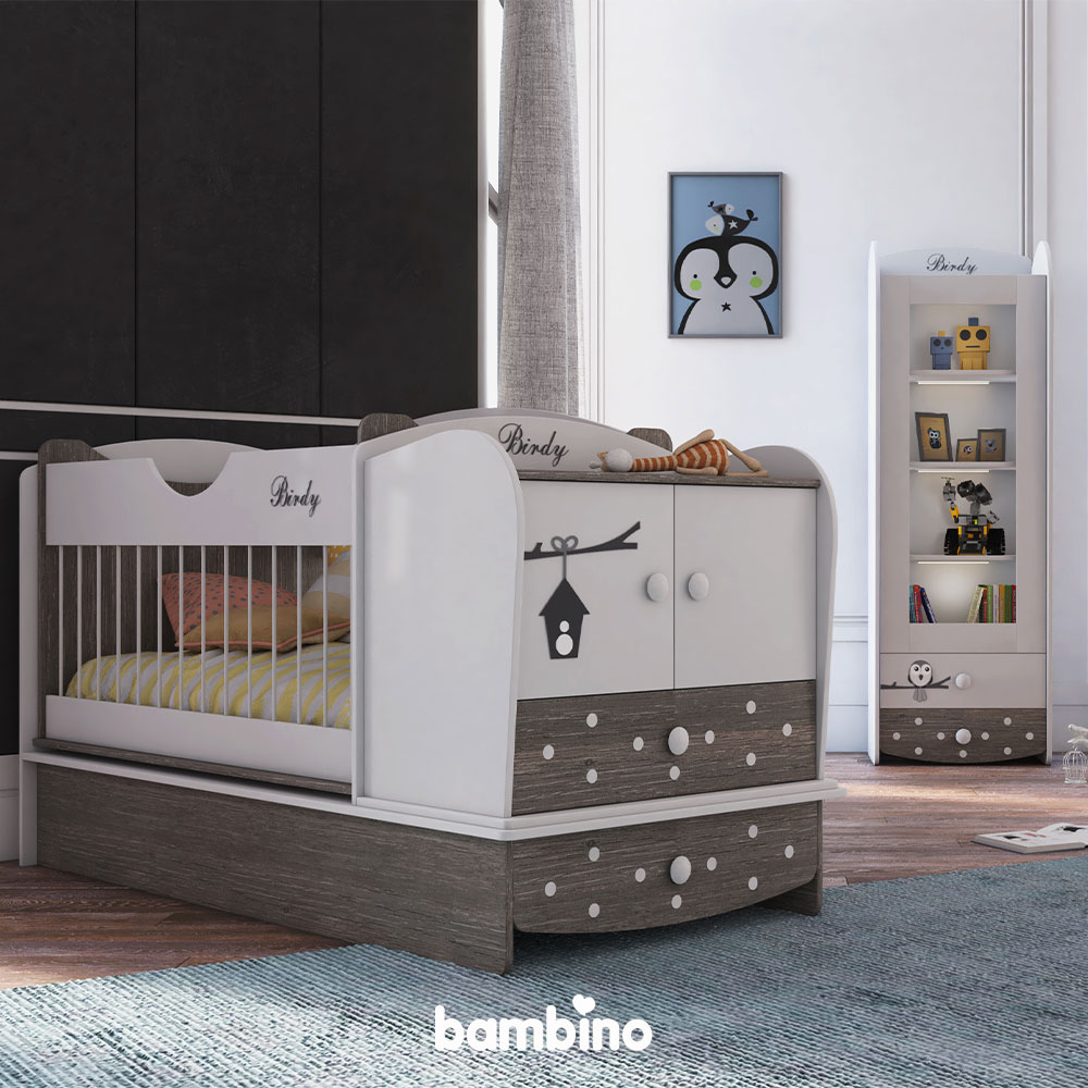 تخت نوزاد و ویترین اسباب بازی مناسب خرید سیسمونی